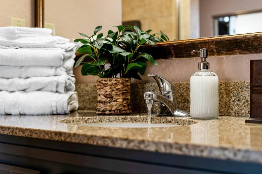 Designer Corner Suite 3Br/2Ba - Disney, Universal, Convention Center & Seaworld Orlando Exteriör bild